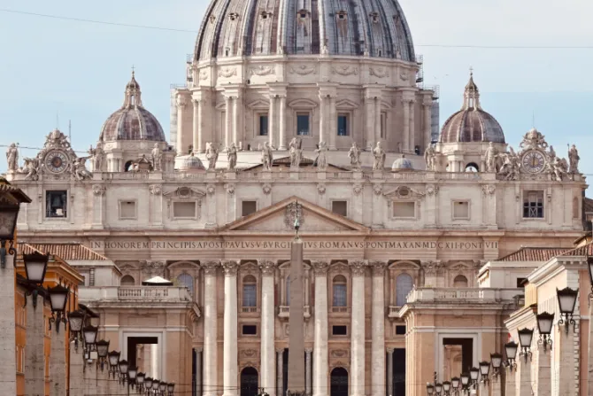 Comisión vaticana lanza consulta mundial para reforzar lucha contra abusos en la Iglesia