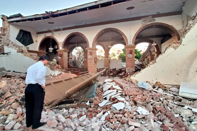 #PrayForPuertoRico: Sismo destruye iglesia y fieles piden oraciones en redes sociales