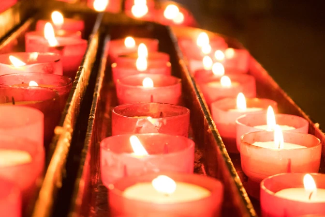 Nunca en la historia la Iglesia ha sido tan acosada, lamenta Cardenal