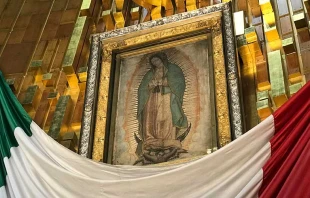 Imagen original de la Virgen de Guadalupe en su santuario en Ciudad de Mu00e9xico. Foto: David Ramos / ACI Prensa. 