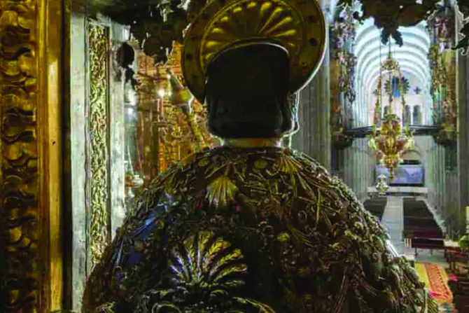 Tras 109 días cerrada, catedral de Santiago de Compostela reabre sus puertas