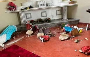 Algunas de las imu00e1genes destruidas en la parroquia de Su00e3o Mateus. Cru00e9dito: Diu00f3cesis de Uniu00e3o da Vitu00f3ria 