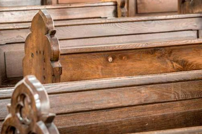 Cierra capilla que funcionaba en un centro comercial