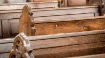 Imagen referencial / Foto: Church Pews (Dominio pu00fablico)
