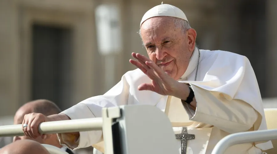 El Papa propone 3 principios para abordar los abusos: “Es el momento de reparar el daño” 