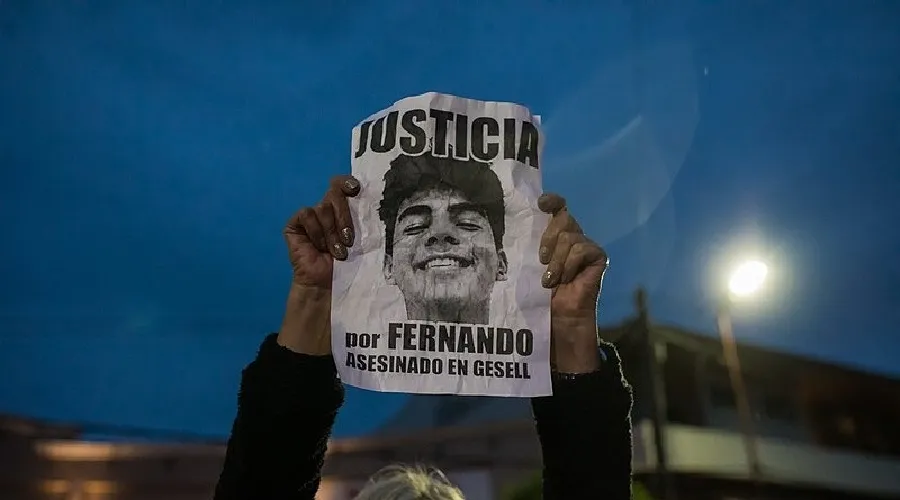 Cadena perpetua para 5 asesinos de Fernando Báez Sosa en Argentina