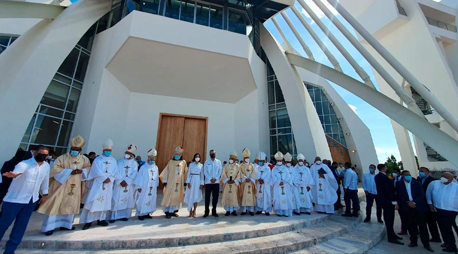 Dedicación del Santuario Nacional Santo Cristo de los Milagros / Crédito: Arquidiócesis de Santo Domingo?w=200&h=150