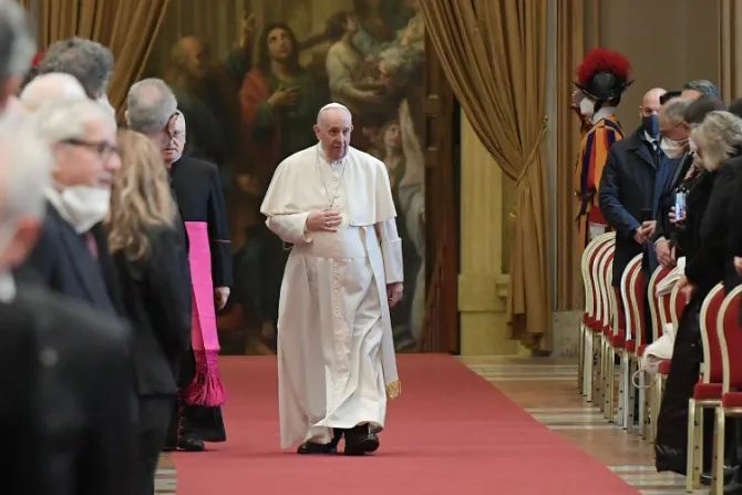 El Papa inaugura el Año Judicial: “La justicia debe combinarse con misericordia” 