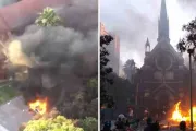 Turba incendia iglesia dedicada al servicio religioso de policía de Chile