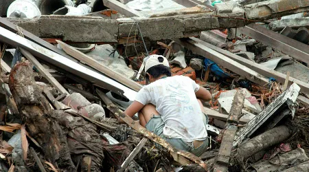 Terremoto en Indonesia: Obispos de Italia donan 500 mil euros para primeros auxilios