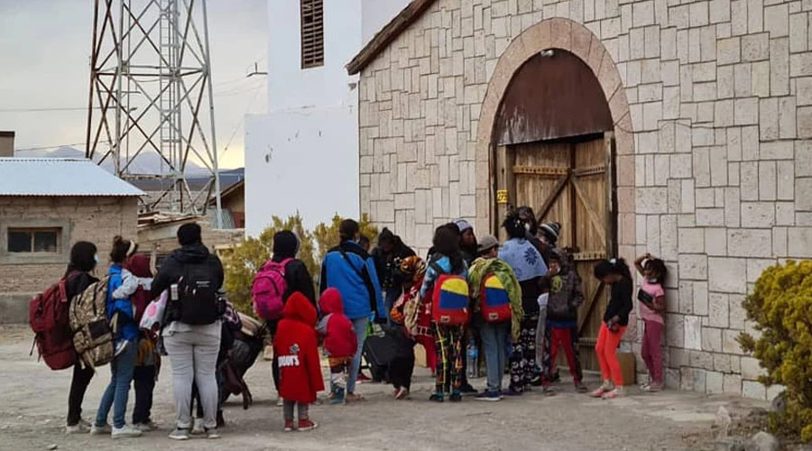 Familias inmigrantes en albergue. Crédito: Diócesis de Iquique.?w=200&h=150