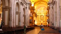 Interior de la Catedral de Buenos Aires. Crédito: Lars Curfs (Wikipedia - CC BY-SA 3.0 nl)
