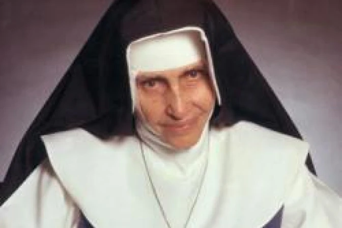 Religiosa conocida como "el ángel bueno del Brasil" será beatificada