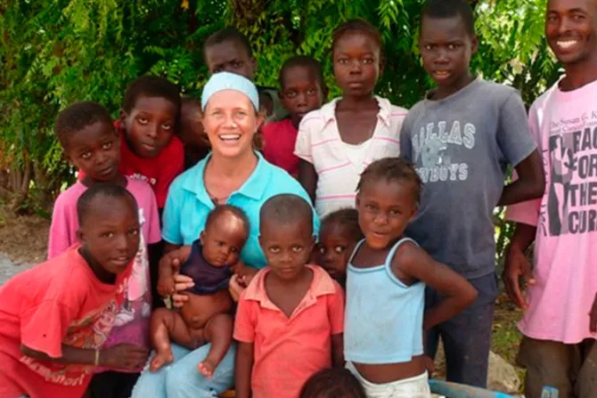 Último adiós a monja española asesinada en Haití: “Dedicó toda su vida a los pobres”