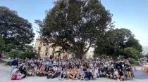 Peregrinos de la Universidad Católica de Valencia participan en la Jornada Mundial de la Juventud en Lisboa. Crédito: UCV.
