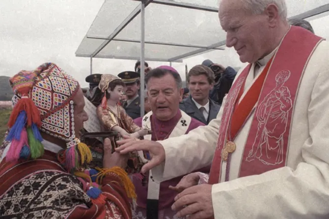 Este fue el primer Papa que visitó Chile y Perú antes de Francisco [VIDEO]