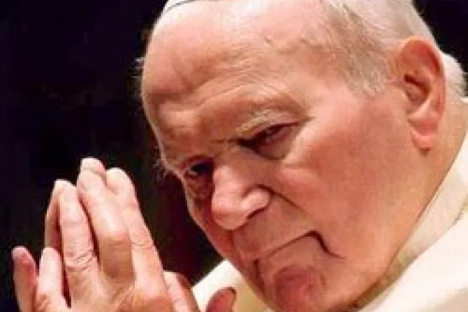 Una ampolla con sangre de Juan Pablo II será expuesta como reliquia por beatificación