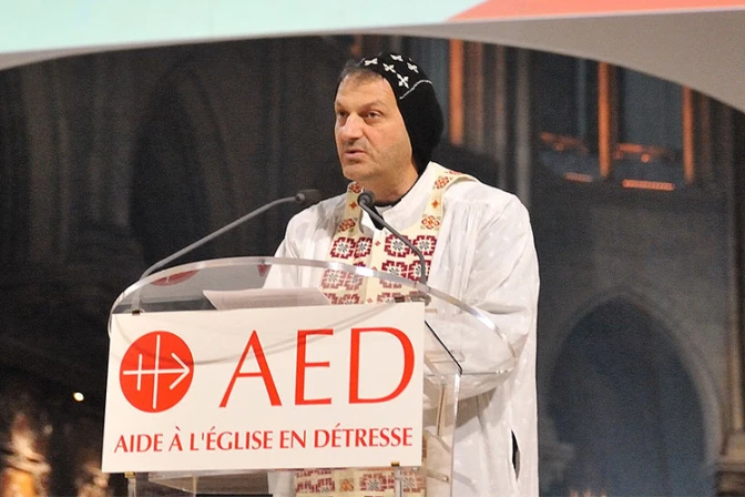 Abandonarse a Dios y el Rosario: “Armas espirituales” de un sacerdote secuestrado por ISIS