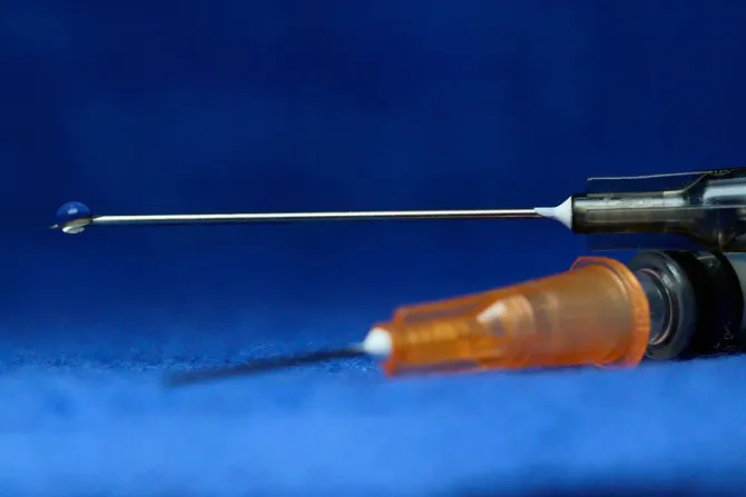 Importante farmacéutica no usará líneas celulares de fetos abortados en vacuna para polio