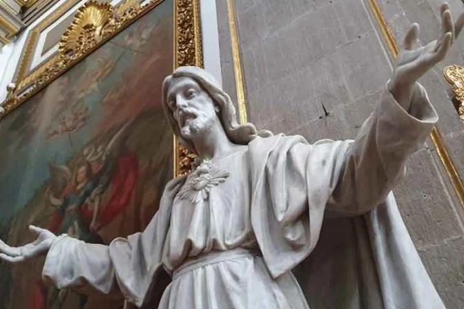 Seguir a Jesús es rescatar a la sociedad de la mentira y la corrupción, asegura Obispo