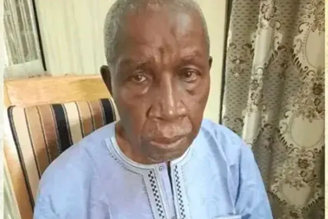 Liberan a sacerdote de 75 años que fue secuestrado en Nigeria