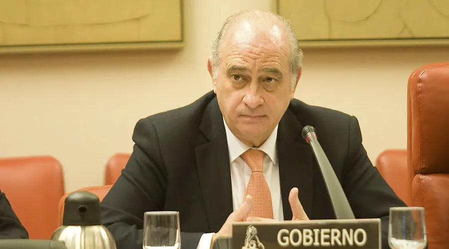 Jorge Fernández Díaz, ministro del Interior de España. Foto: Flickr Ministerio del Interior 2015 (CC BY-NC-ND 2.0)?w=200&h=150
