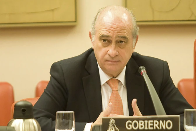 Gobierno español premia a multinacional del aborto Planned Parenthood