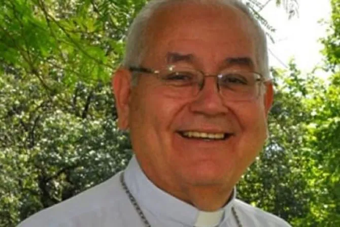 Iglesia Católica en Argentina despide a querido obispo fallecido de COVID-19
