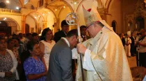 Mons. José Antonio Eguren en Misa de Pascua de Resurrección en Catacaos. Foto: Arzobispado de Piura.
