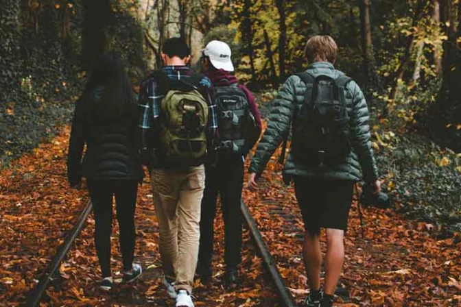 Que la indiferencia y la superficialidad no esclavicen a los jóvenes, alienta Arzobispo