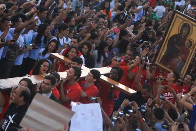 Que los jóvenes descubran la belleza y el gozo de la vida entregada a Jesús