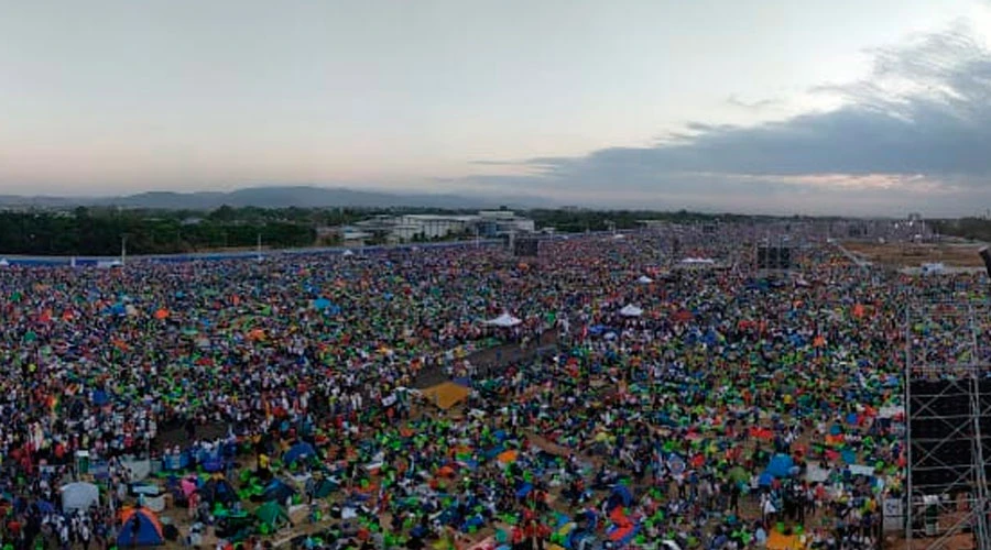 Multitud de jóvenes se reunieron para la Misa de Clausura de la JMJ Panamá 2019 - Foto: Diego López (ACI Prensa)?w=200&h=150