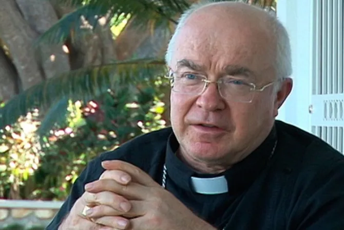 Vaticano reduce a exNuncio en República Dominicana a estado laical