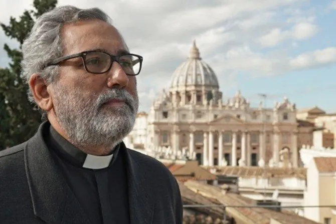 El Papa nombra a un jesuita Prefecto de la Secretaría para la Economía del Vaticano