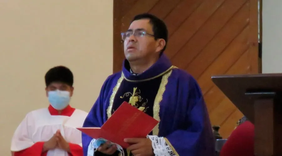 Mons. Juan Carlos Asqui Pilco, Obispo Auxiliar electo de Tacna y Moquegua (Perú). Crédito: Diócesis de Tacna y Moquegua