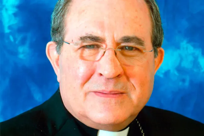 Arzobispo de Sevilla anima a fieles a asistir a canonización de Juan Pablo II y Juan XXIII