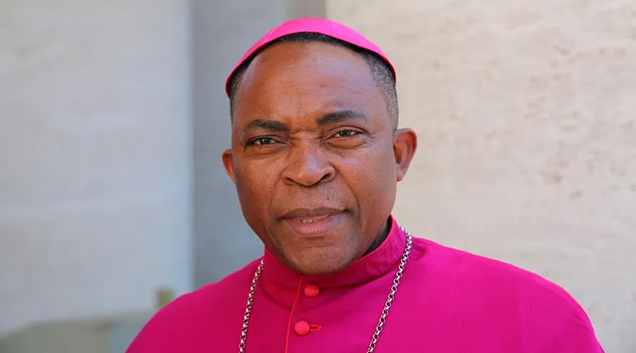 Mons. Juan Nsue Edjang Mayé / Foto: Bohumil Petrick (ACI Prensa)