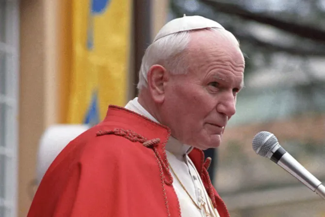 Centenario de nacimiento de San Juan Pablo II: Tres aspectos de su personalidad y obra  