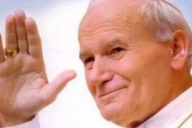 Juan Pablo II recuerda que el hombre necesita misericordia de Dios, dice Cardenal Ruini