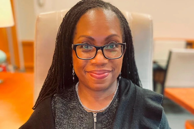 EEUU: Candidata a jueza suprema defiende sus condenas a pornógrafos infantiles