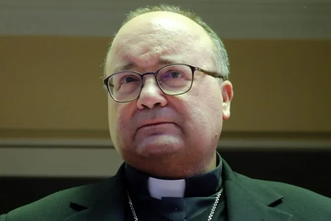 Chile: Operan a enviado del Papa que investiga acusaciones contra Obispo Barros