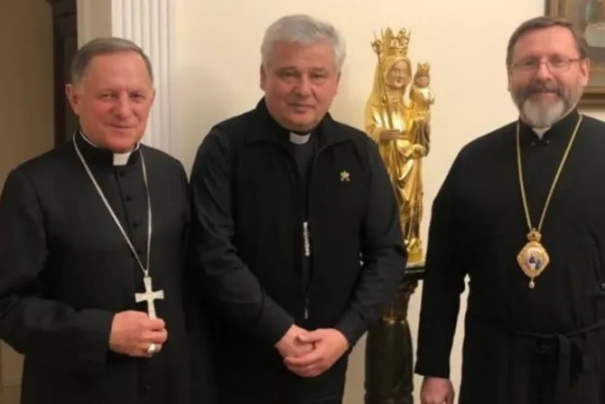 Cardenal Krajewski llega a Ucrania en representación del Papa Francisco