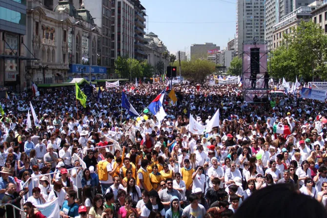 VIDEO: Miles se alistan para celebrar “La Alegría de ser Católico” en Chile