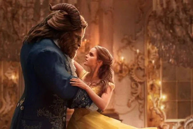 Disney tendrá su primer “momento exclusivamente gay” en La Bella y la Bestia