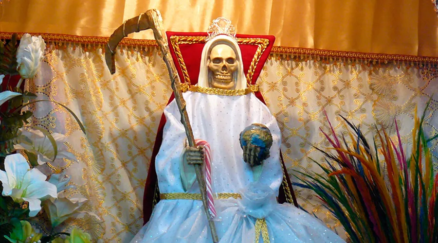 La "Santa Muerte". Foto Flickr Issa (CC-BY-SA-2.0)