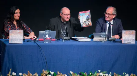 Presentan libro sobre la historia de los 400 años de la Iglesia en Uruguay