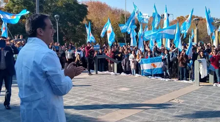 Ola Celeste marchará en apoyo a Leandro Rodríguez Lastra en Argentina