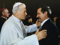 Lech Walesa con Juan Pablo II?w=200&h=150