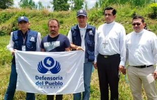 El soldado u00c1ngel Modesto Saosa Dueu00f1as es liberado del ELN. Cru00e9dito: Twitter Defensoru00eda del Pueblo de Colombia 