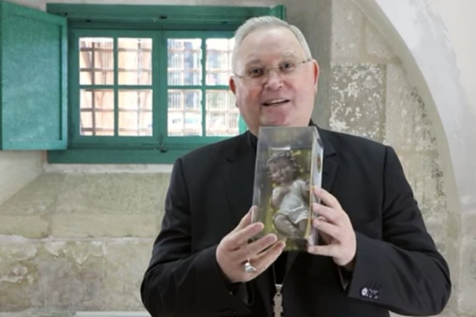 Obispo alienta a ayudar a madres en riesgo con esta iniciativa en Navidad